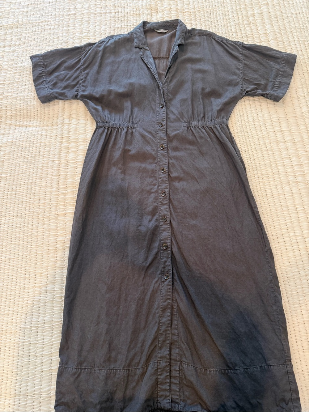 Faherty Topanga Button-Front Midi Shirt Dress in Washed Black - Picture 5 of 8